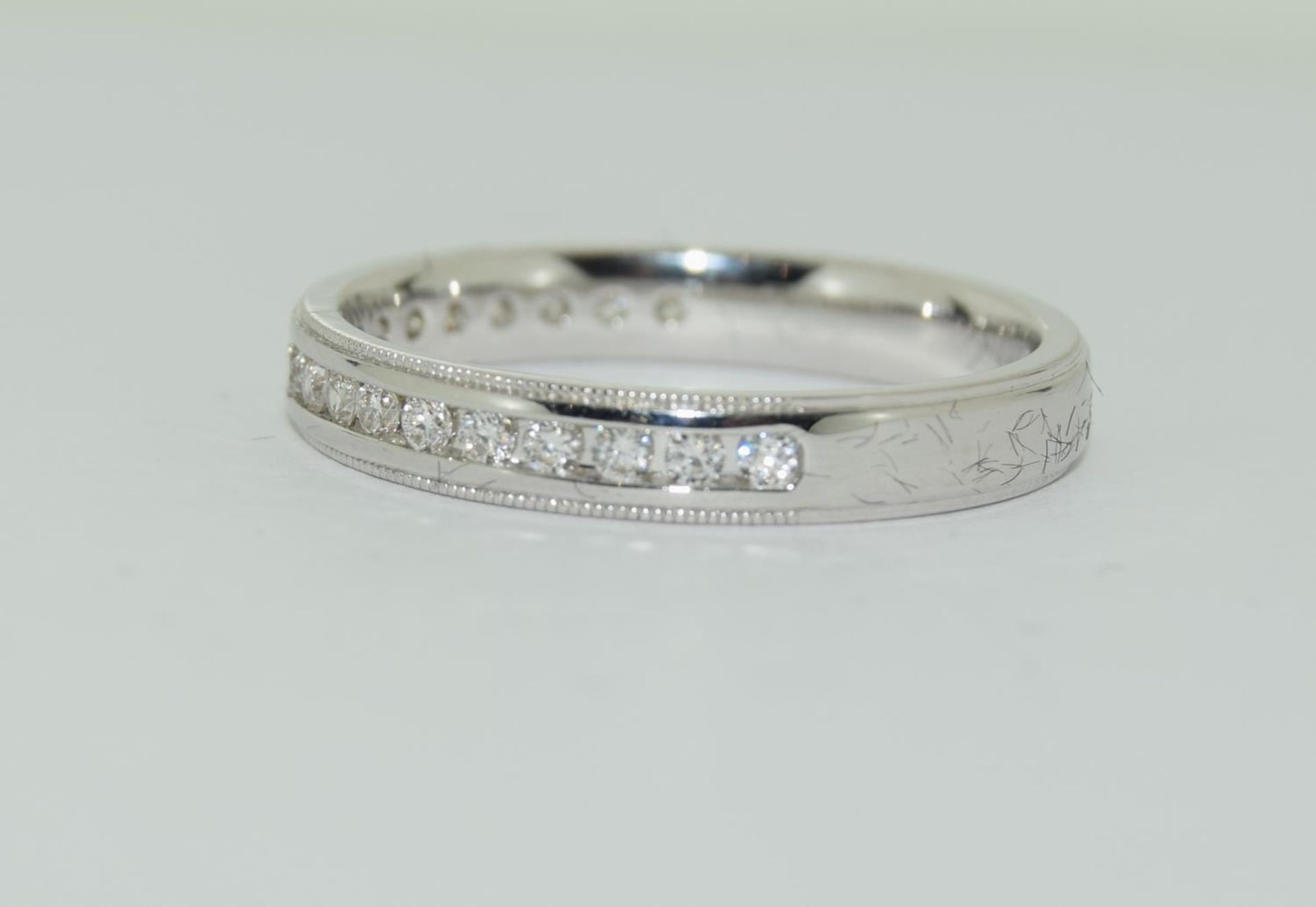 18ct white gold diamond half eternity ring approximate weight 2.9g approximate diamond weight 0.26ct - Image 4 of 5