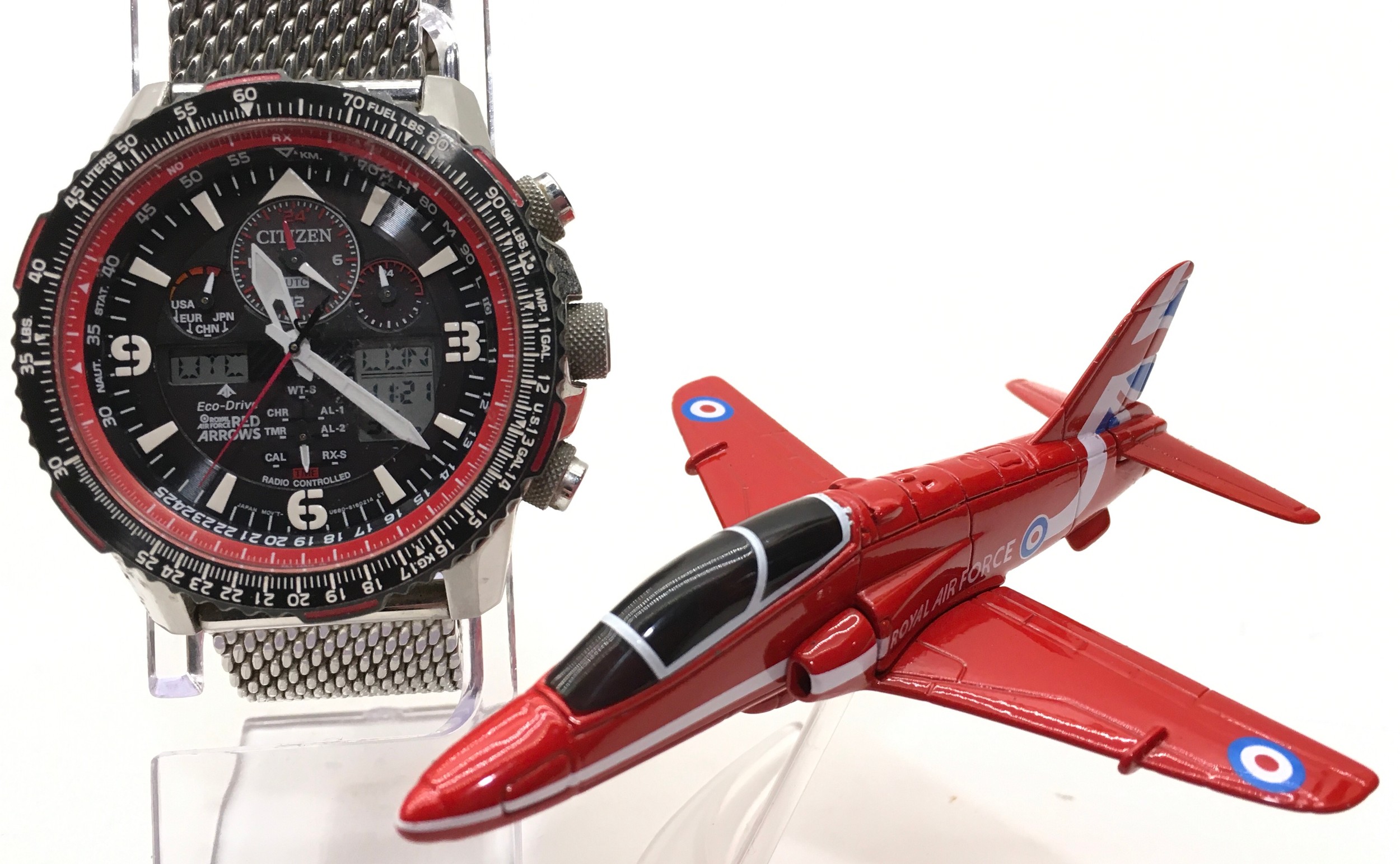 Collectible gents Citizen Eco-Drive Red Arrows chronograph. Model U680 S116819. Limited edition