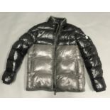 Moncler puffer jacket. Size 5. Ref X398.