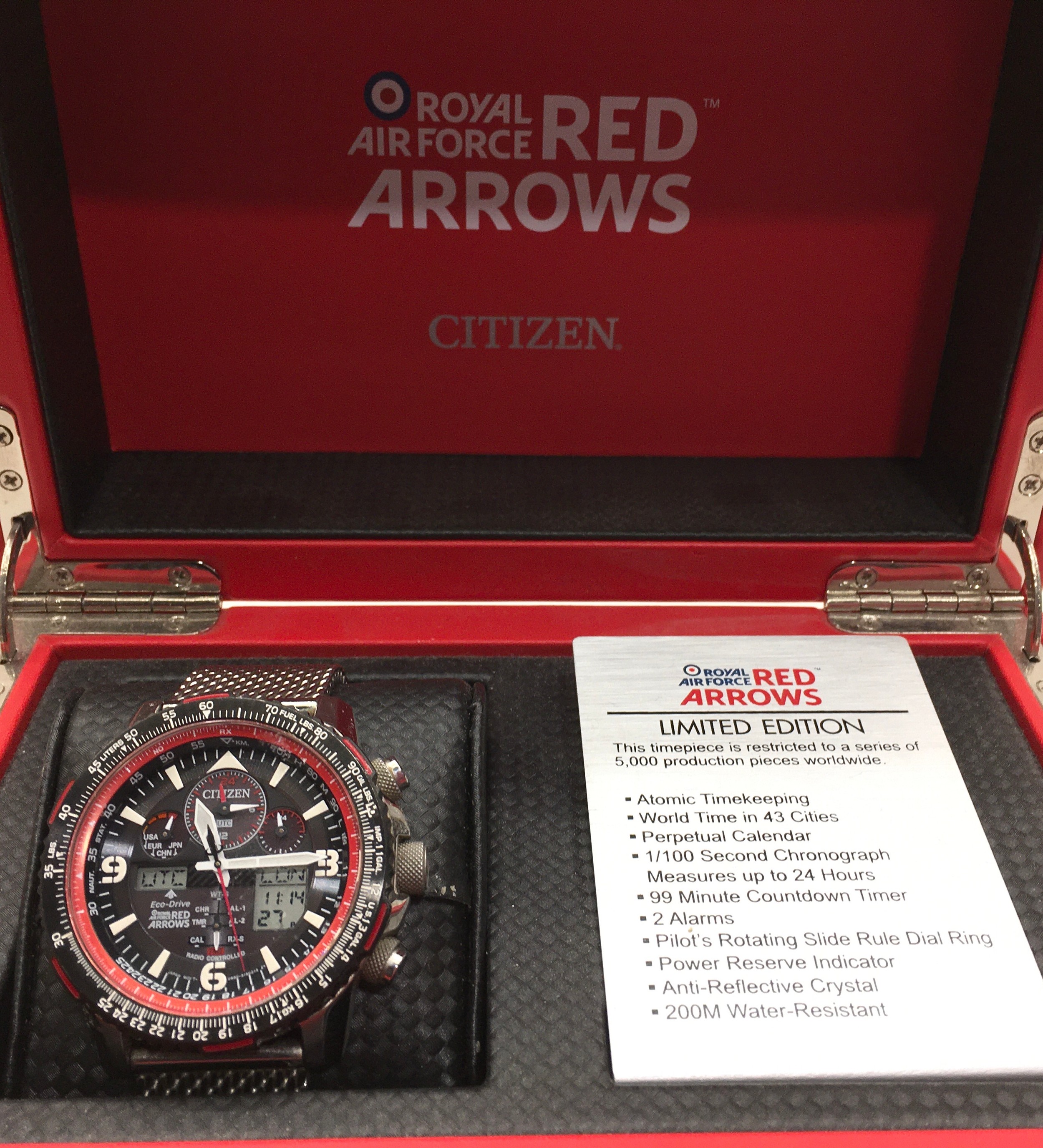 Collectible gents Citizen Eco-Drive Red Arrows chronograph. Model U680 S116819. Limited edition - Image 3 of 6