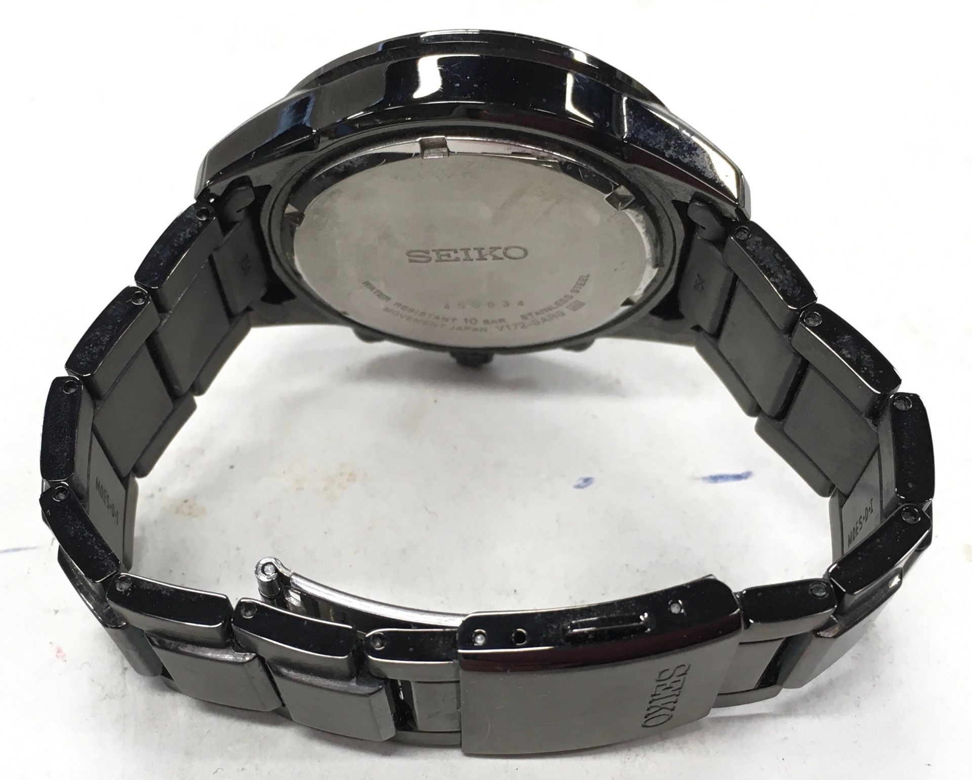 Seiko Solar Chronograph gents watch, model ref V172-0AR0. In very good condition. With box, - Image 4 of 4