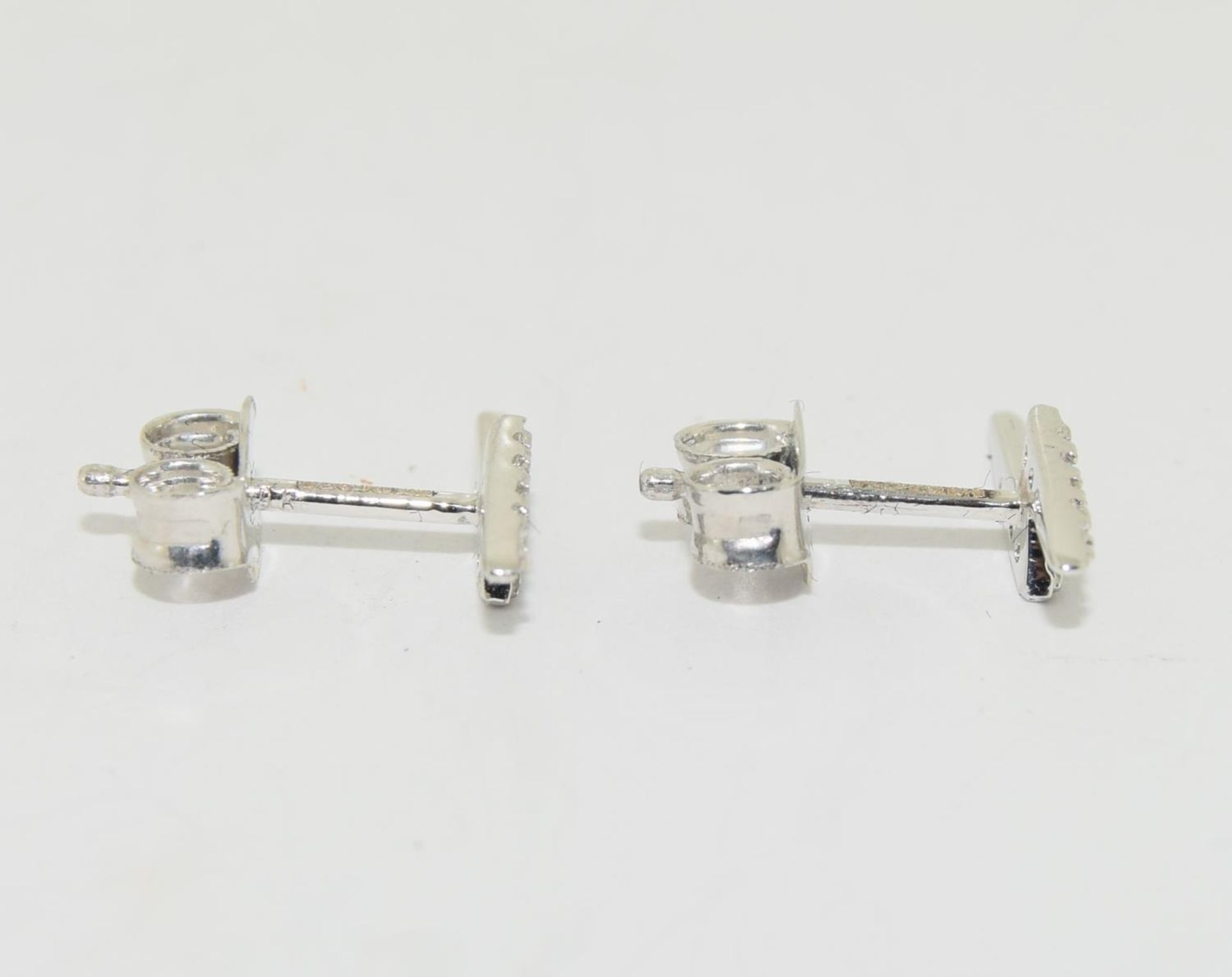 Pair of 18ct White Gold Diamond Lightening Bolt Stud Earrings - Image 2 of 5