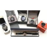Collection of 6 boxed gents watches and chronographs to include examples by Globenfeld, Lorus and
