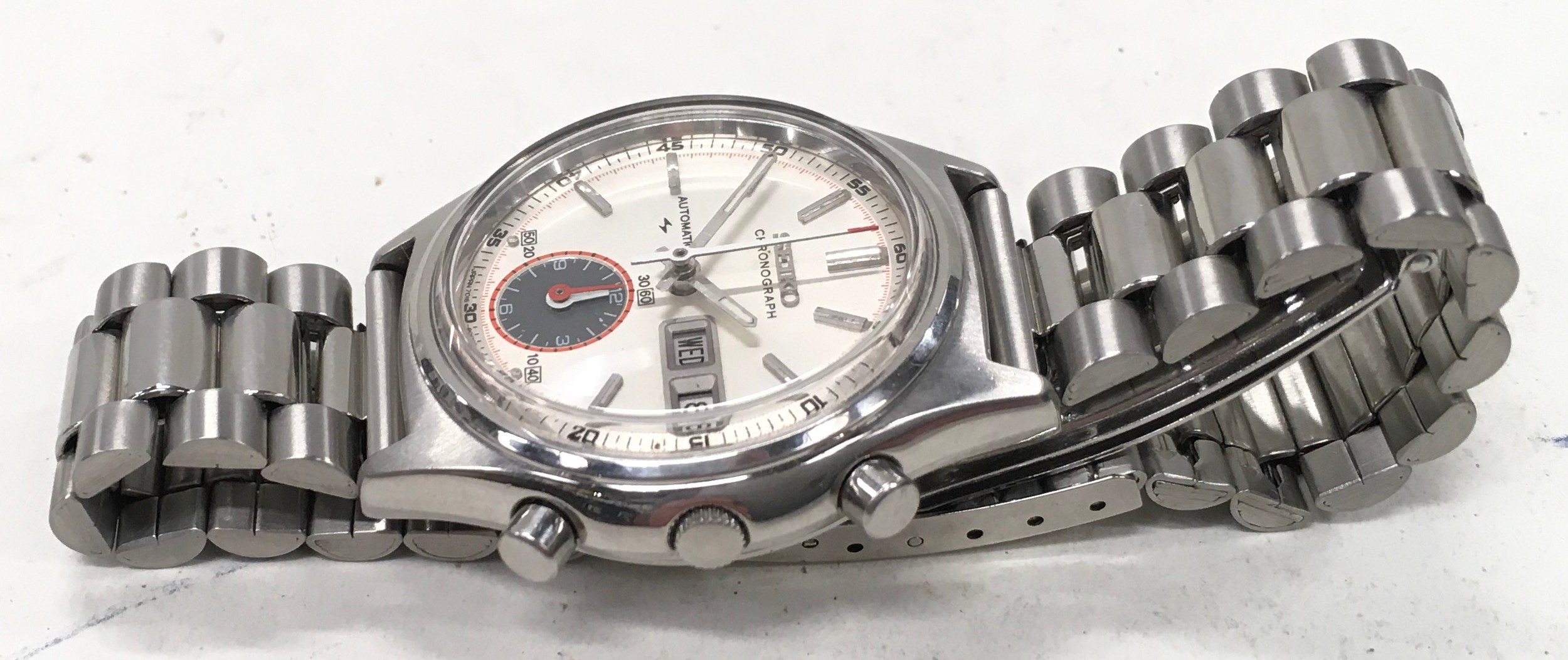 Vintage Seiko 'Flyback' gents automatic chronograph. Model ref 7016-8001. Serial number dates this - Image 3 of 4