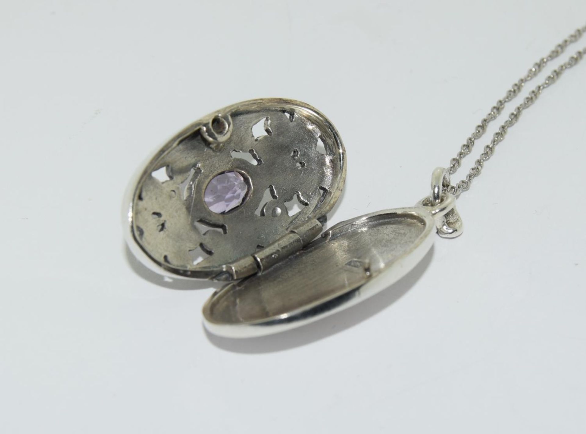 Antique inspired amethyst 925 silver marcasite locket. - Image 4 of 4