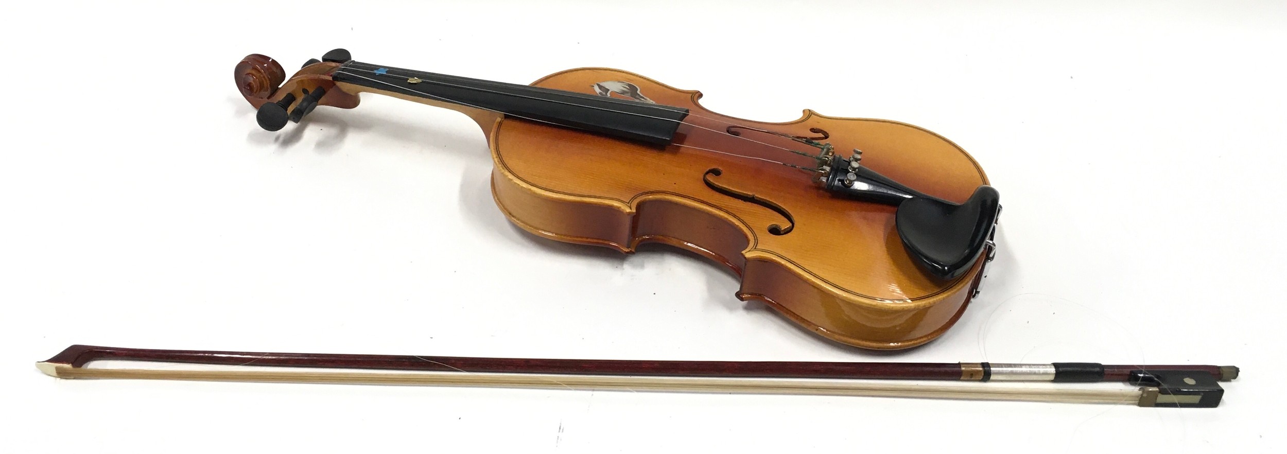 Lark violin made in Shanghai China with case and bow. - Image 2 of 6