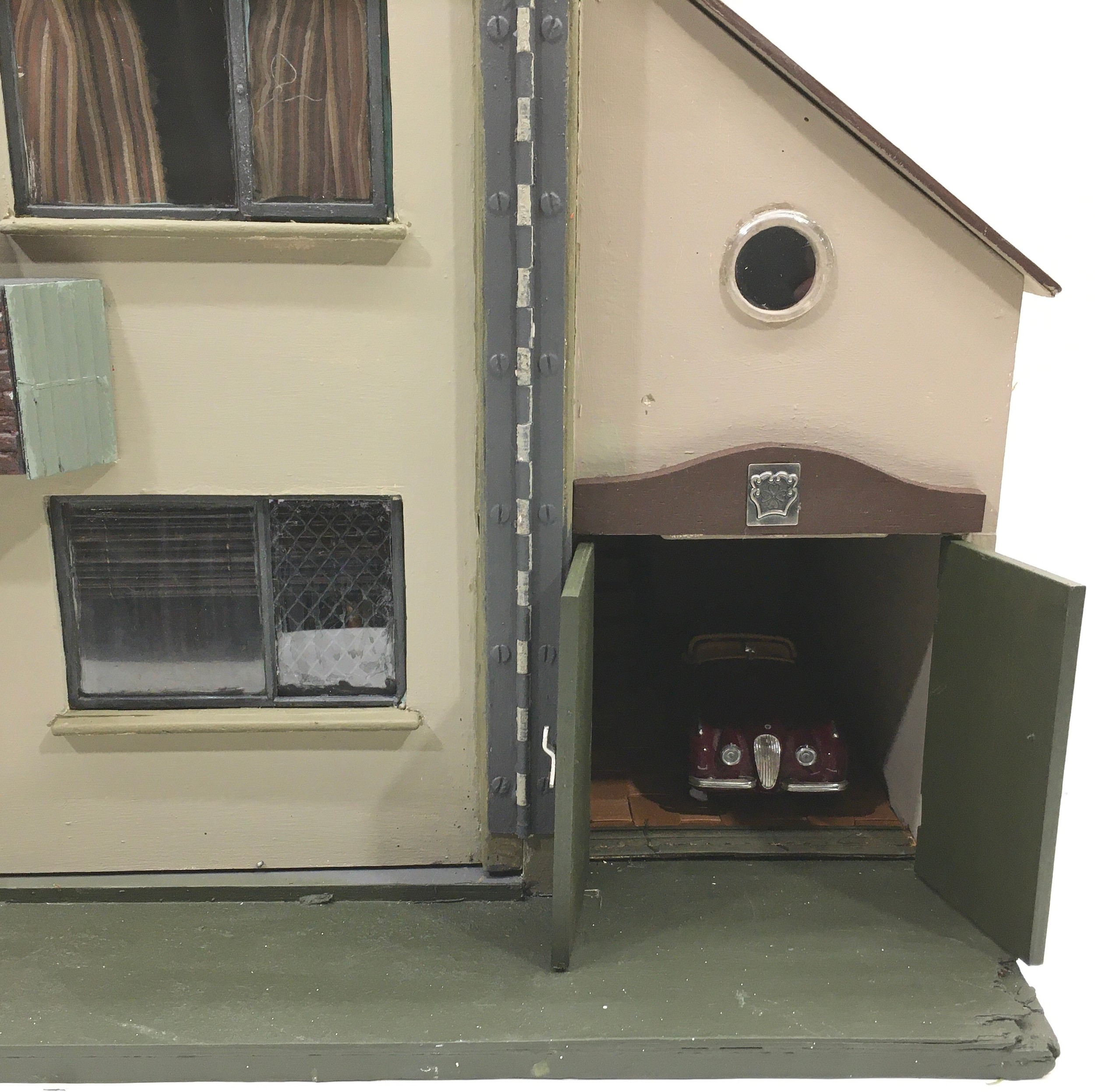 Early "Tri-ang dolls house fully furnished (ready to move into) 70x95x40cm - Image 4 of 6