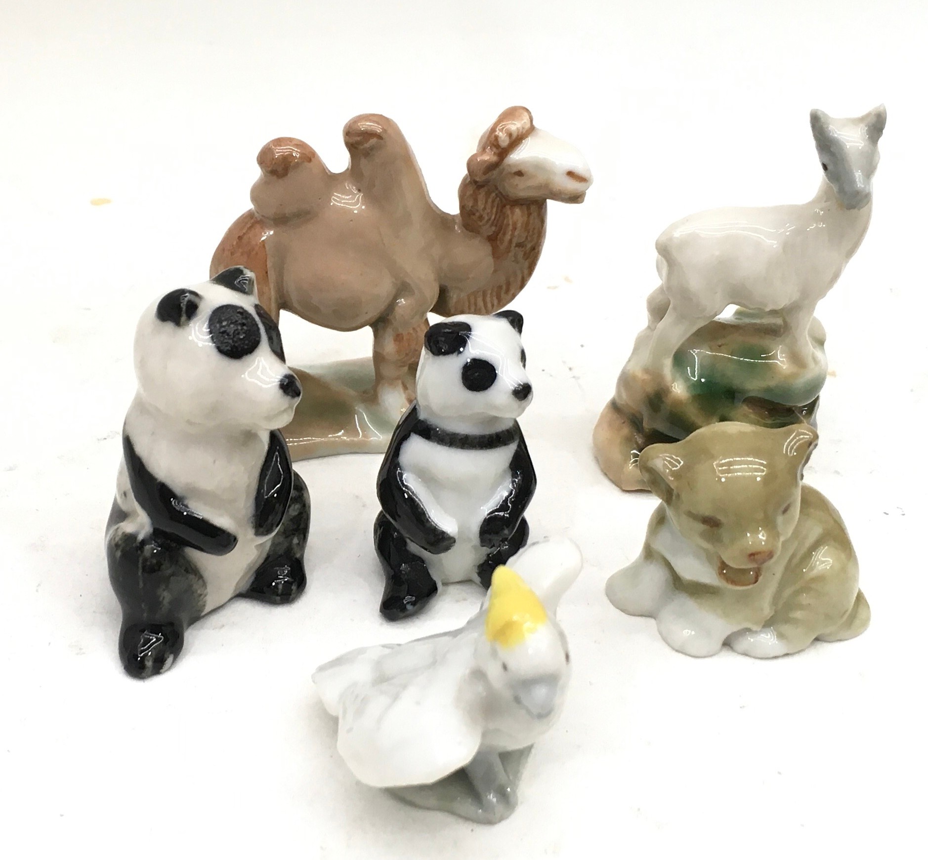 Early Wade Whimsey sets, set six (1956) missing polar bear cub B and husky a/f, set seven (1957) - Image 4 of 4