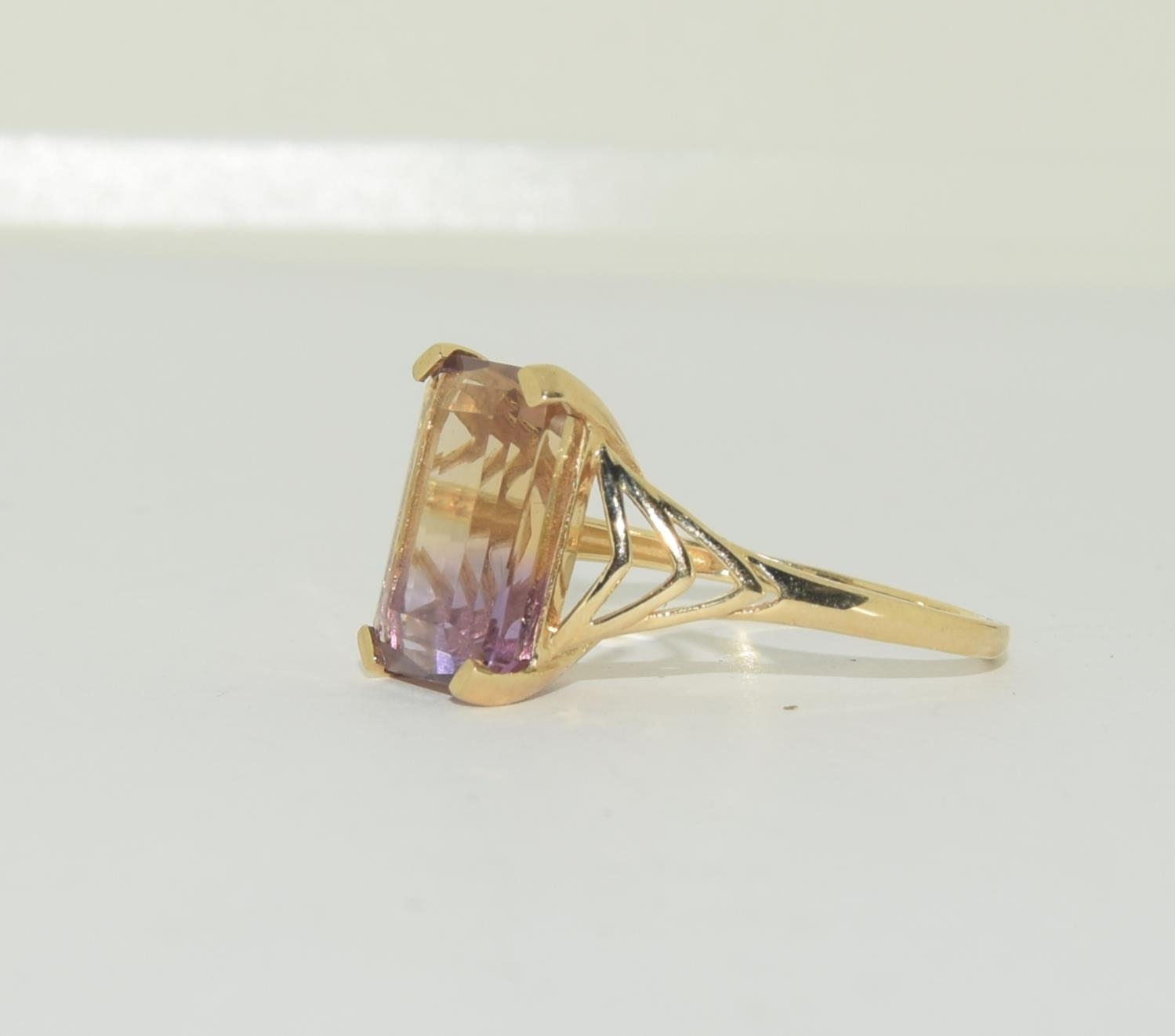 9ct gold Ametrine ring, size T - Image 4 of 5