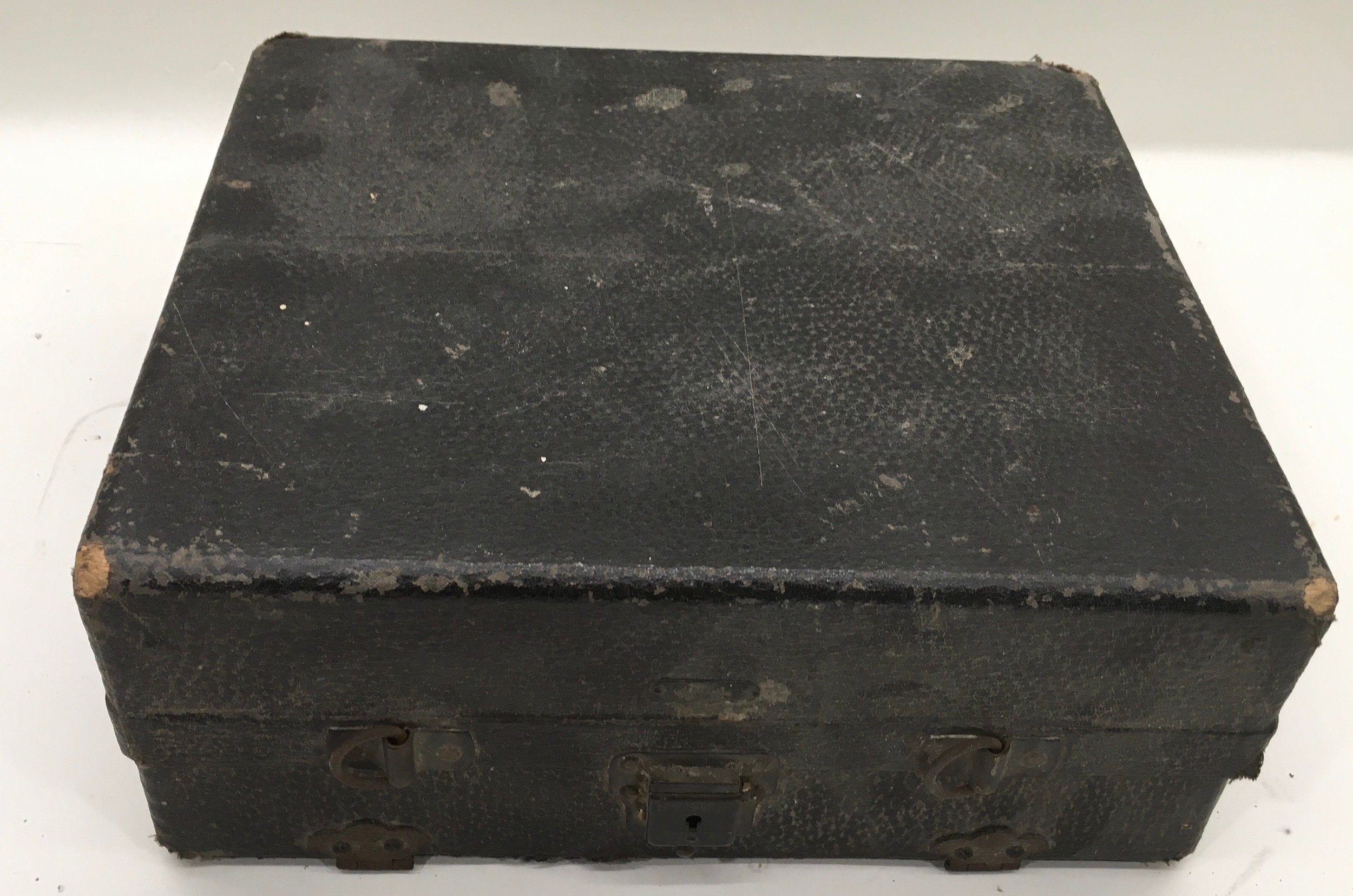 Antique 19th/early 20th century typewriter in case. - Image 3 of 3