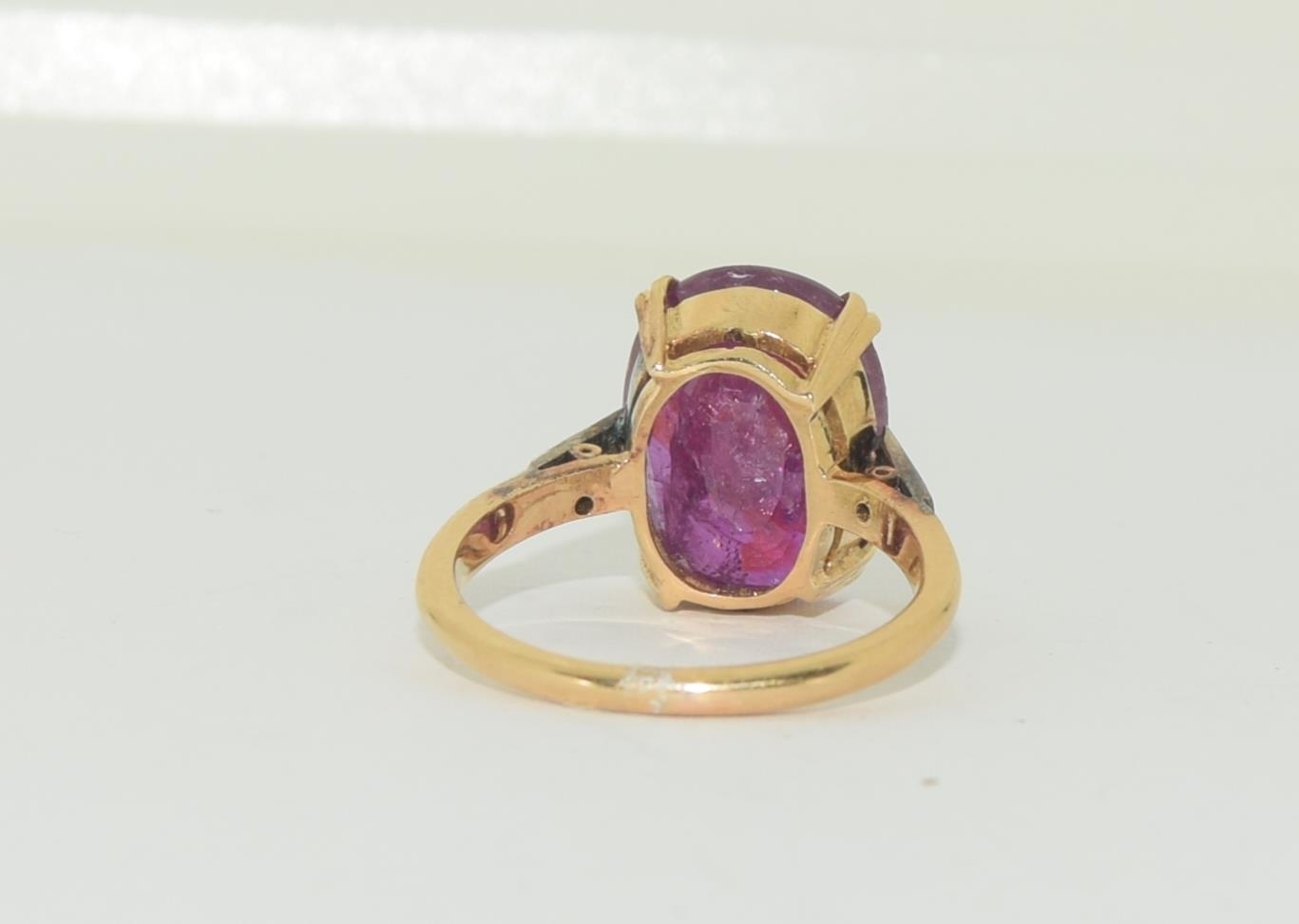 18ct ruby and diamond ring. Size N - Image 3 of 5