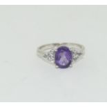 A 925 silver and amethyst ring Size N