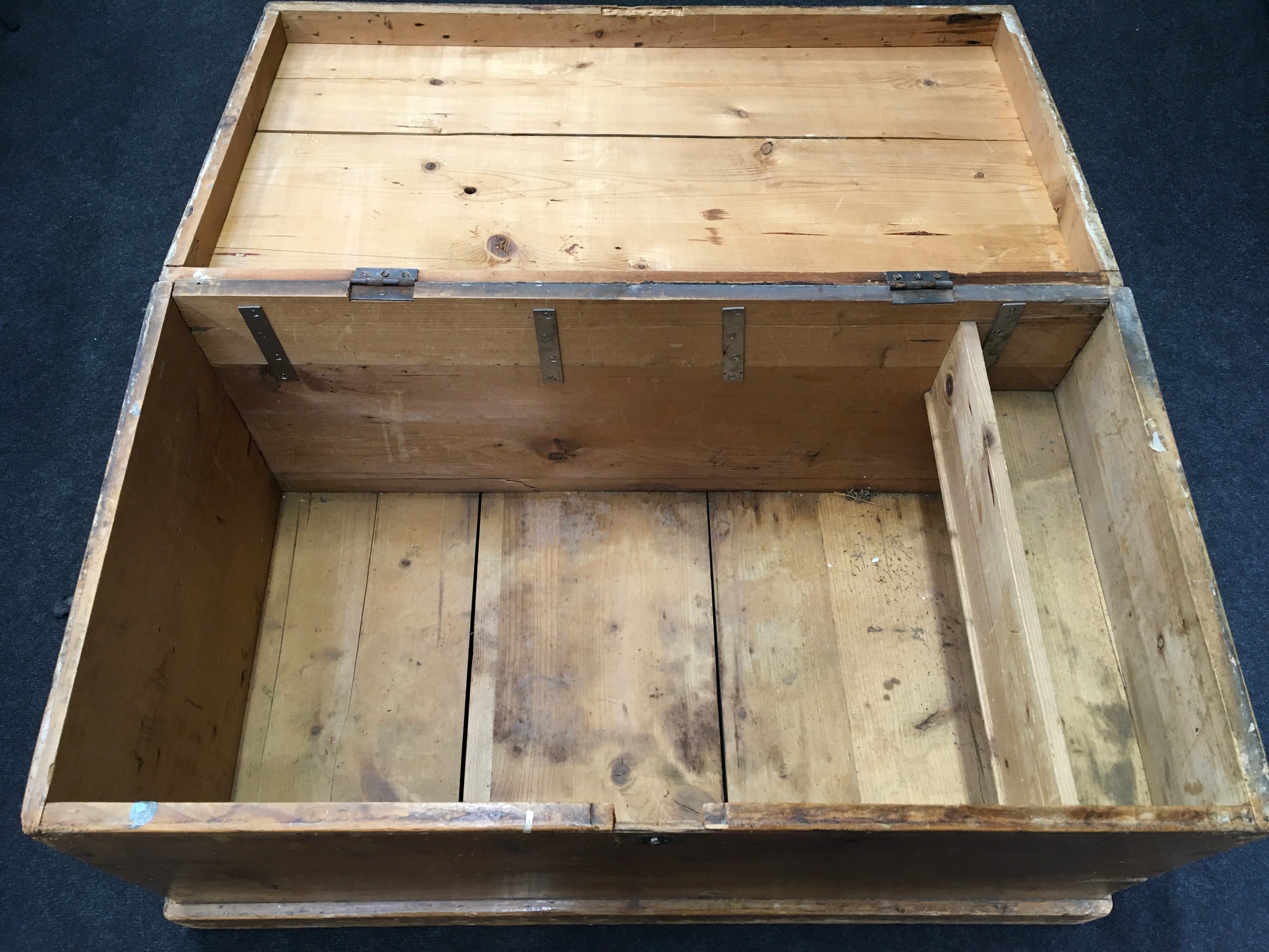 Antique pine blanket box 98x53x51cm. - Image 3 of 4