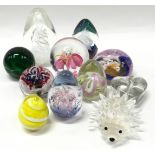 Collection of glass paper weights to include Selkirk (Scotland) (11)