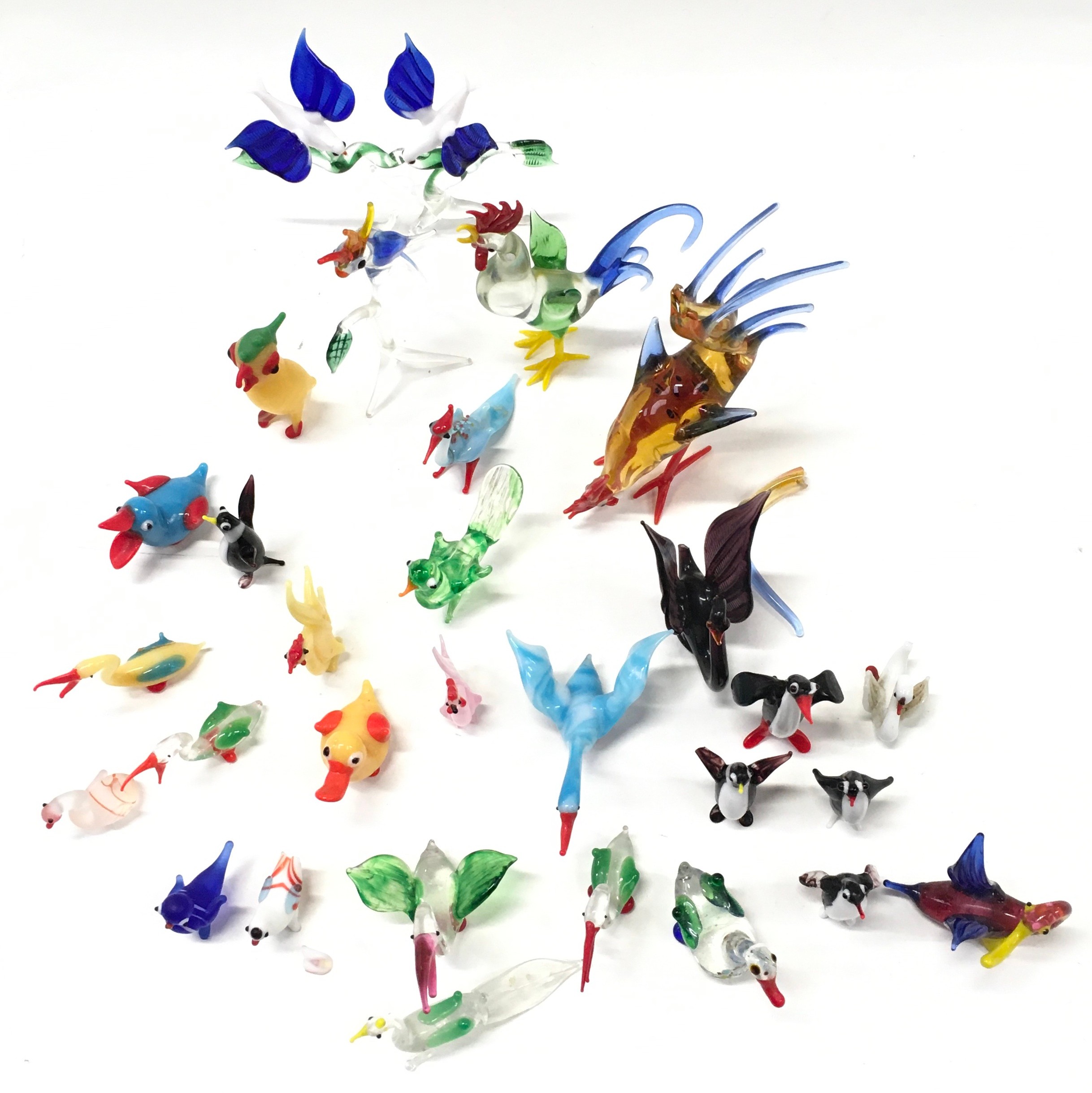 A collection of small Murano glass birds. - Image 4 of 4