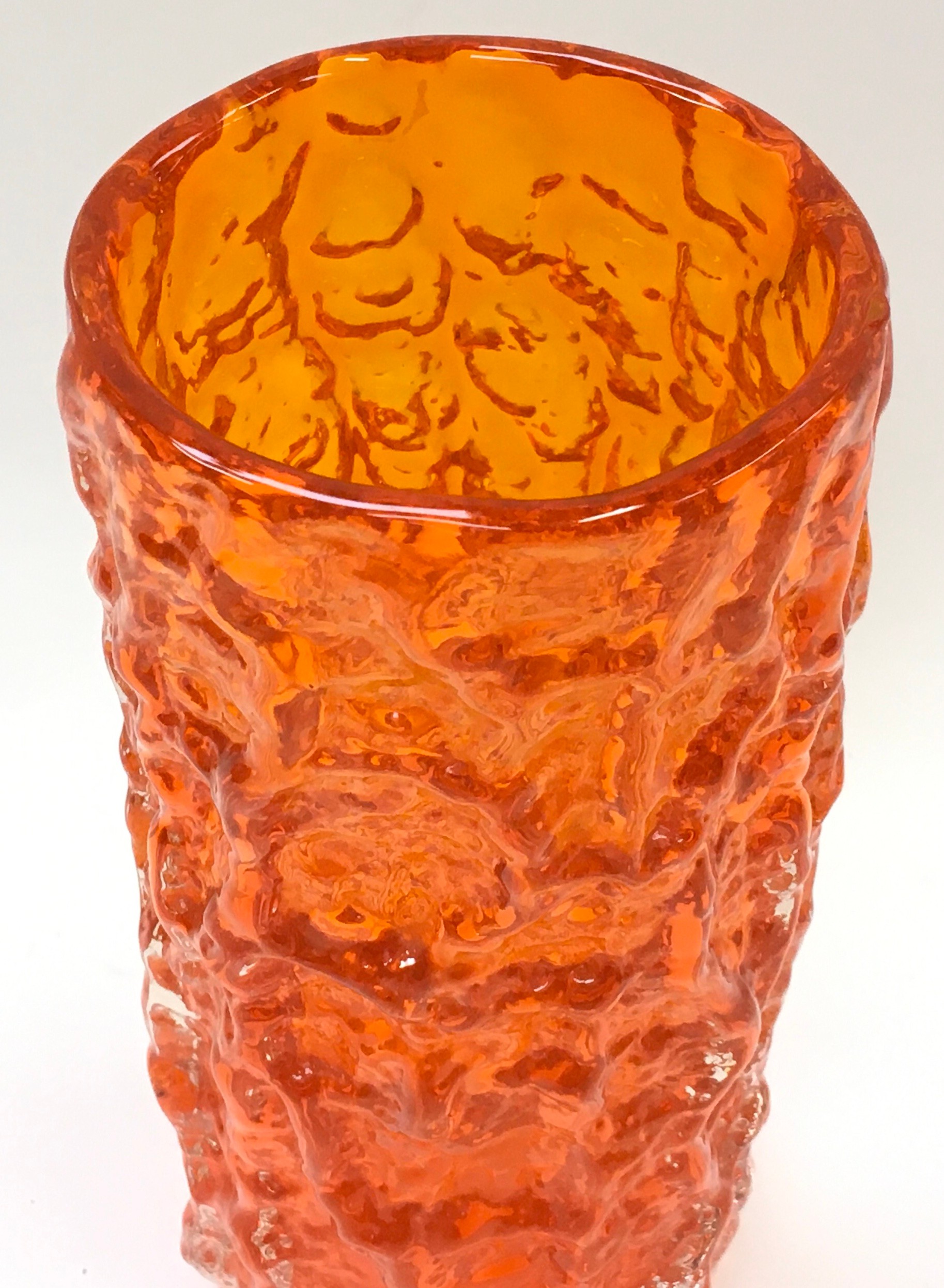 Whitefriars Tangerine textured glass vase designed by Geoffrey Baxter 20 cm high 8.5cm diameter. - Image 2 of 5