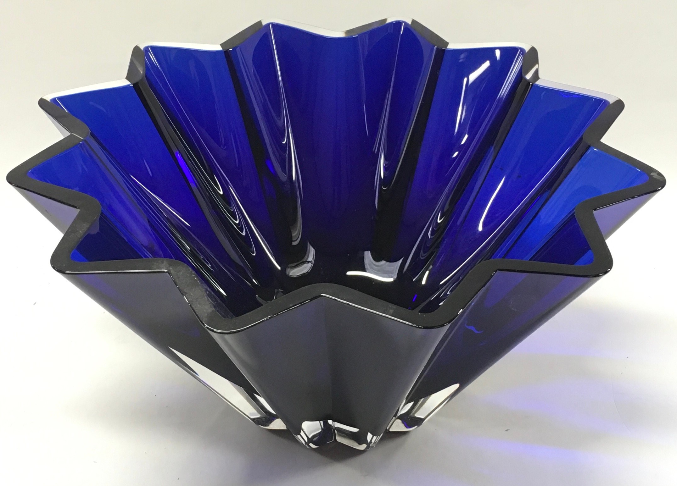 Dartington cobalt blue ribbed/pleated hand blown glass bowl diameter 31cm at widest point.