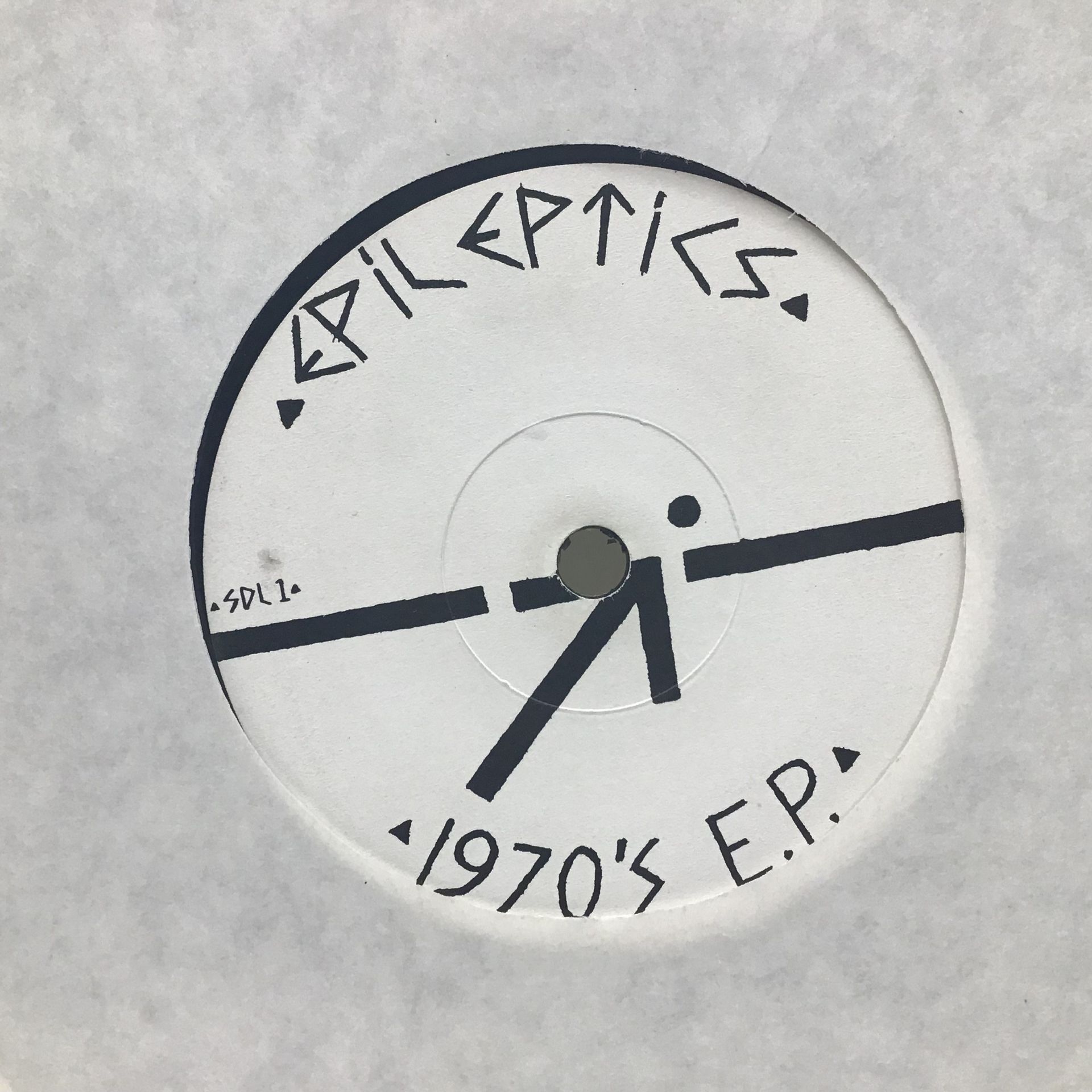 THE EPILEPTICS 1970’s EP 7" SINGLE. This rare 7” was released in 1981 on Vinyl Spider Leg Records - Image 3 of 5