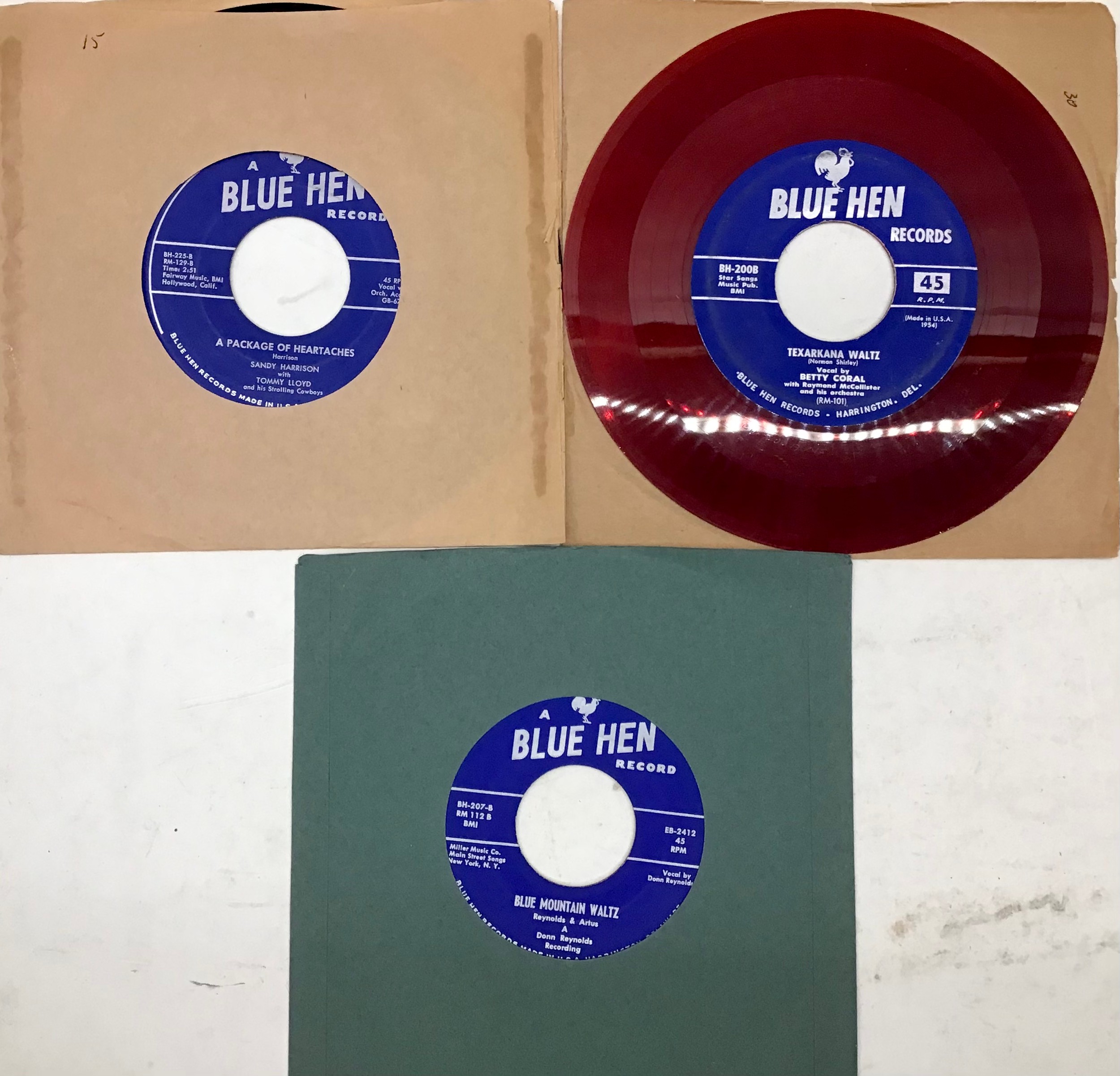 3 BLUE HEN LABELED VINYL 7” SINGLES. These singles have the following artist's - Reynolds & Nix ' - Image 2 of 2