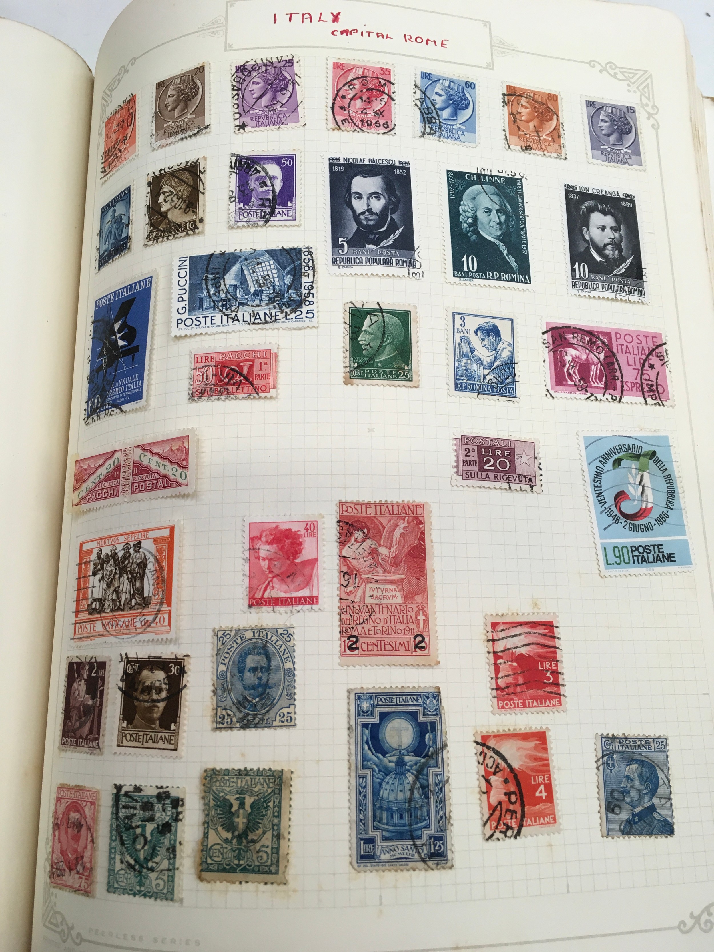 3 albums containing stamps of the world. - Image 5 of 8