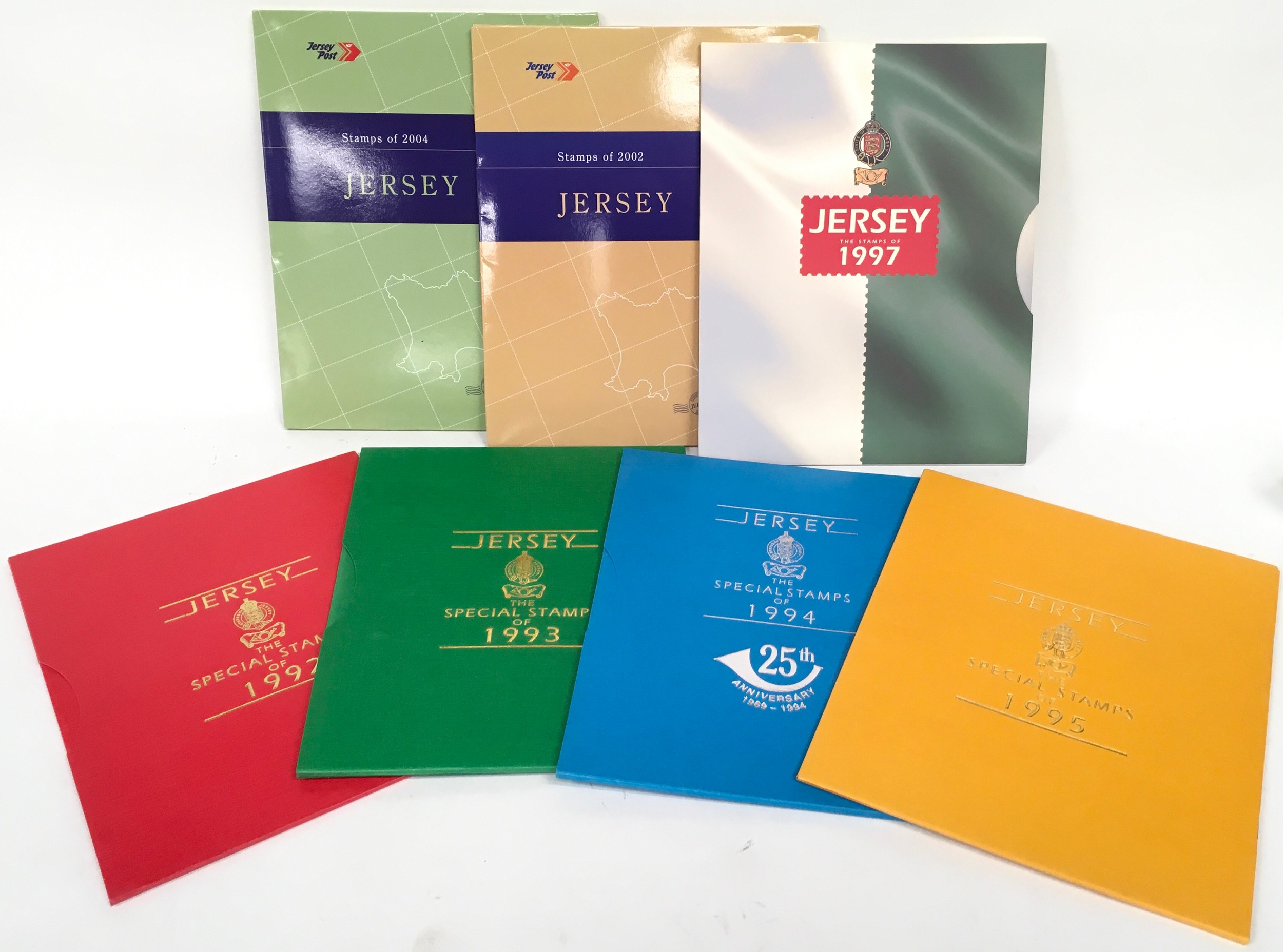 Extensive collection of stamps issued by Jersey. Includes a large number of mint commemorative packs - Image 4 of 7
