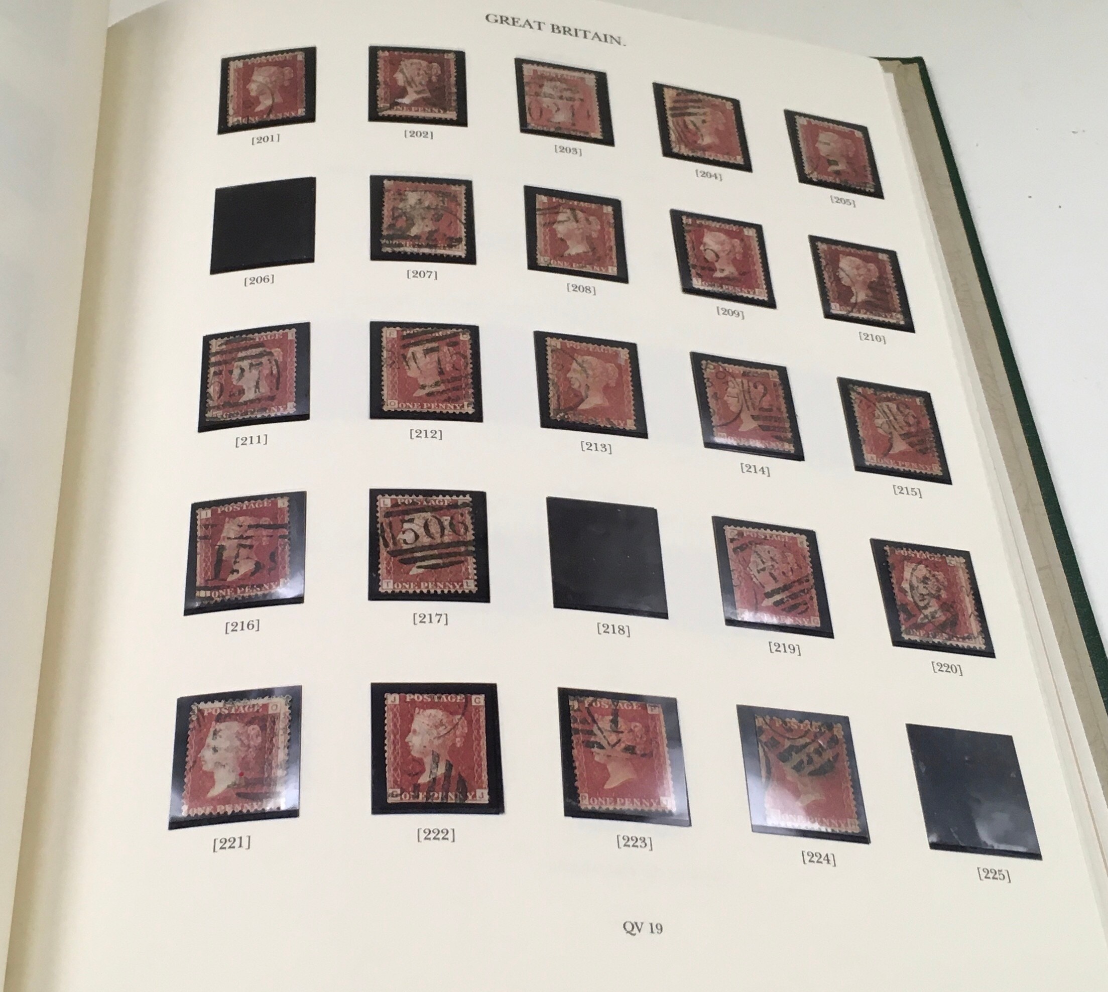 Green Windsor GB stamp album containing 122 Penny Reds (121 different plates) - Image 6 of 7