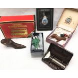 Quantity of collectibles to include vintage toys and a wooden snuffbox in the shape of a shoe with