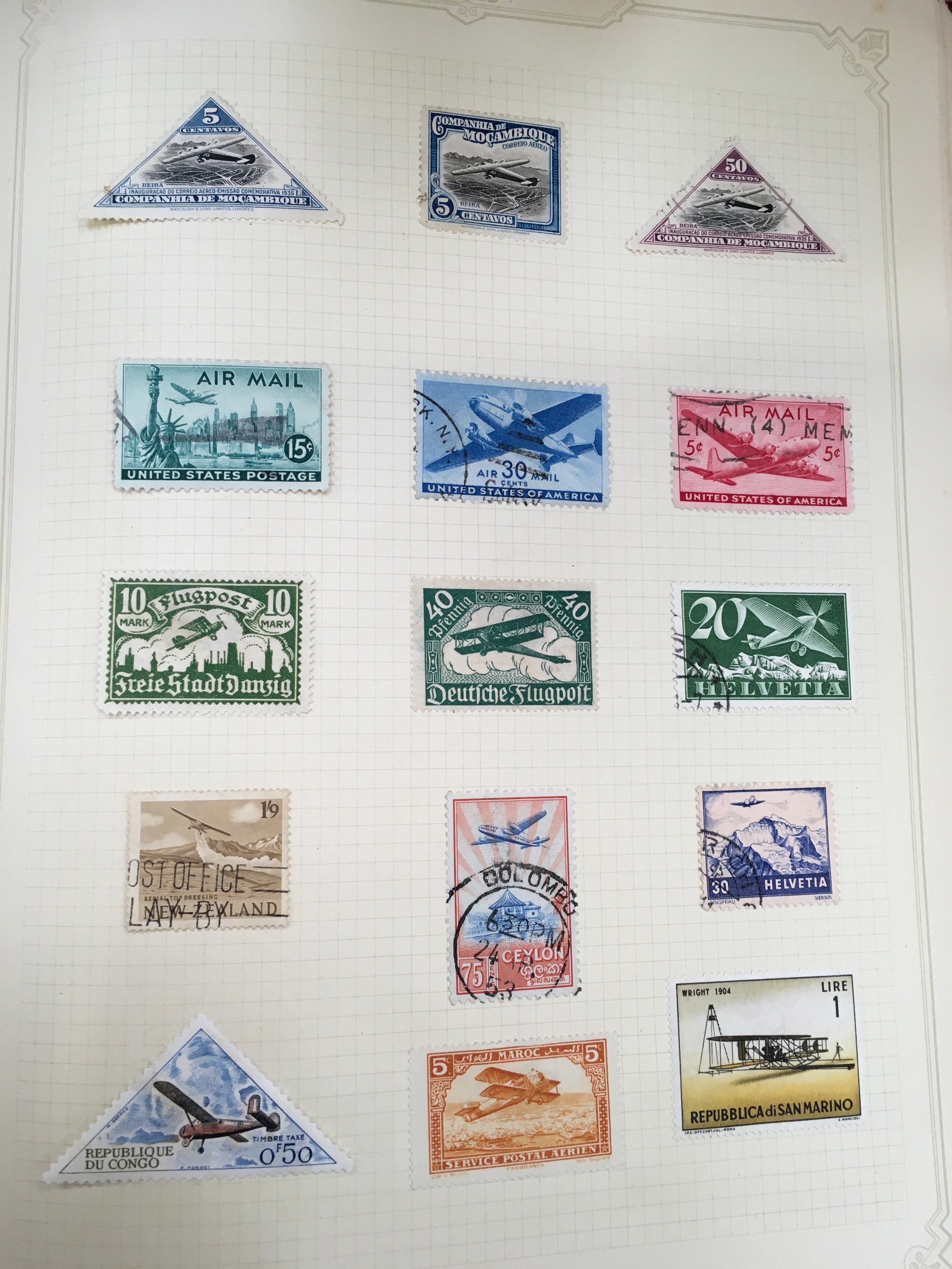 3 albums containing stamps of the world. - Image 2 of 8