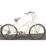 A cream ladies bicycle, 6 gears, frame size 18"/46cm
