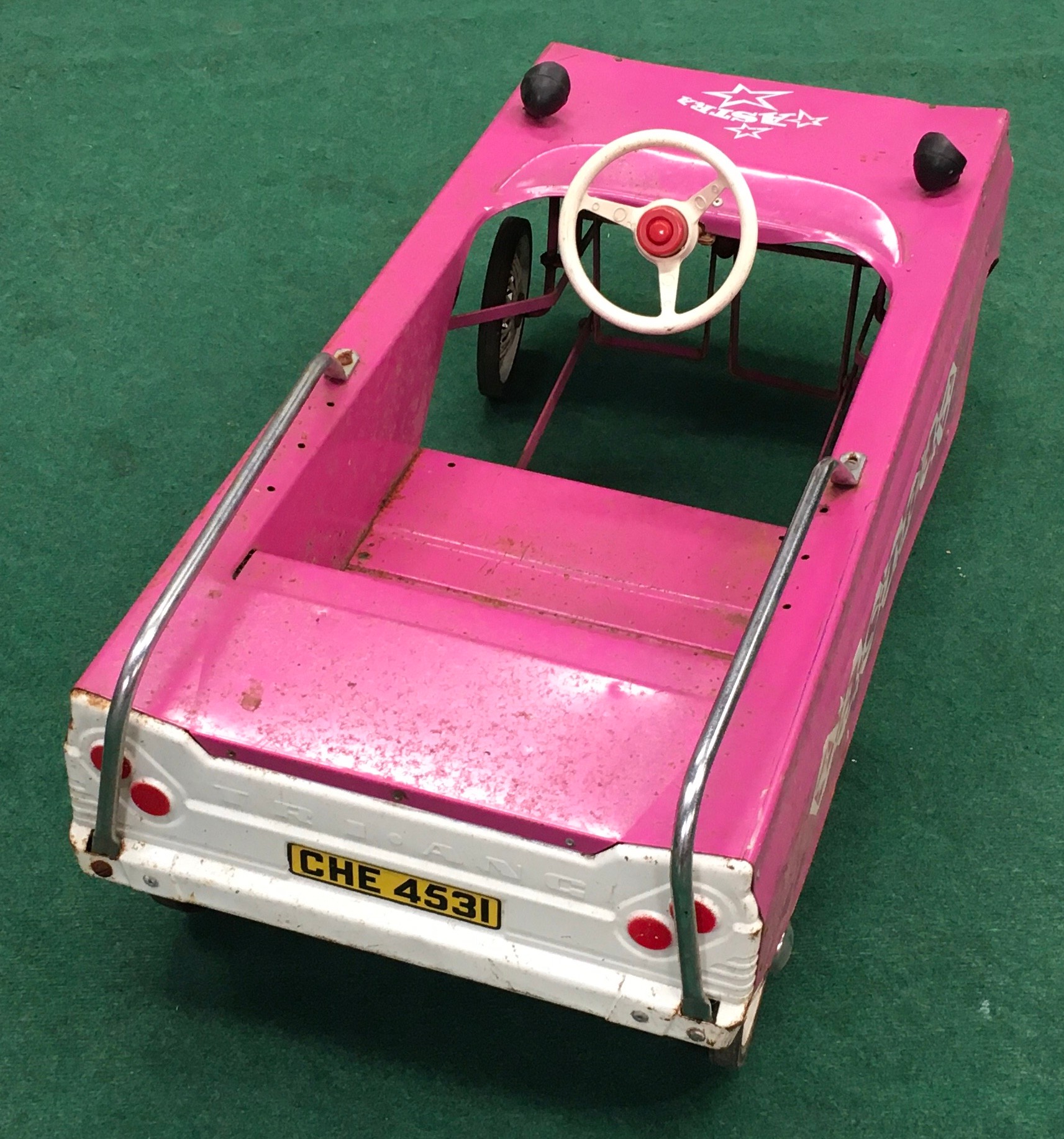 Triang 1960s vintage "Astra" pink pedal car 102x45x40cm. - Image 4 of 5