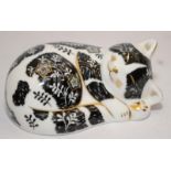 Royal Crown Derby 'Misty' cat. Gold stopper