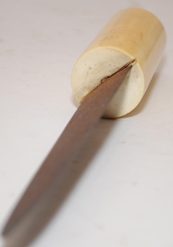 Antique bone handled dagger. - Image 6 of 6