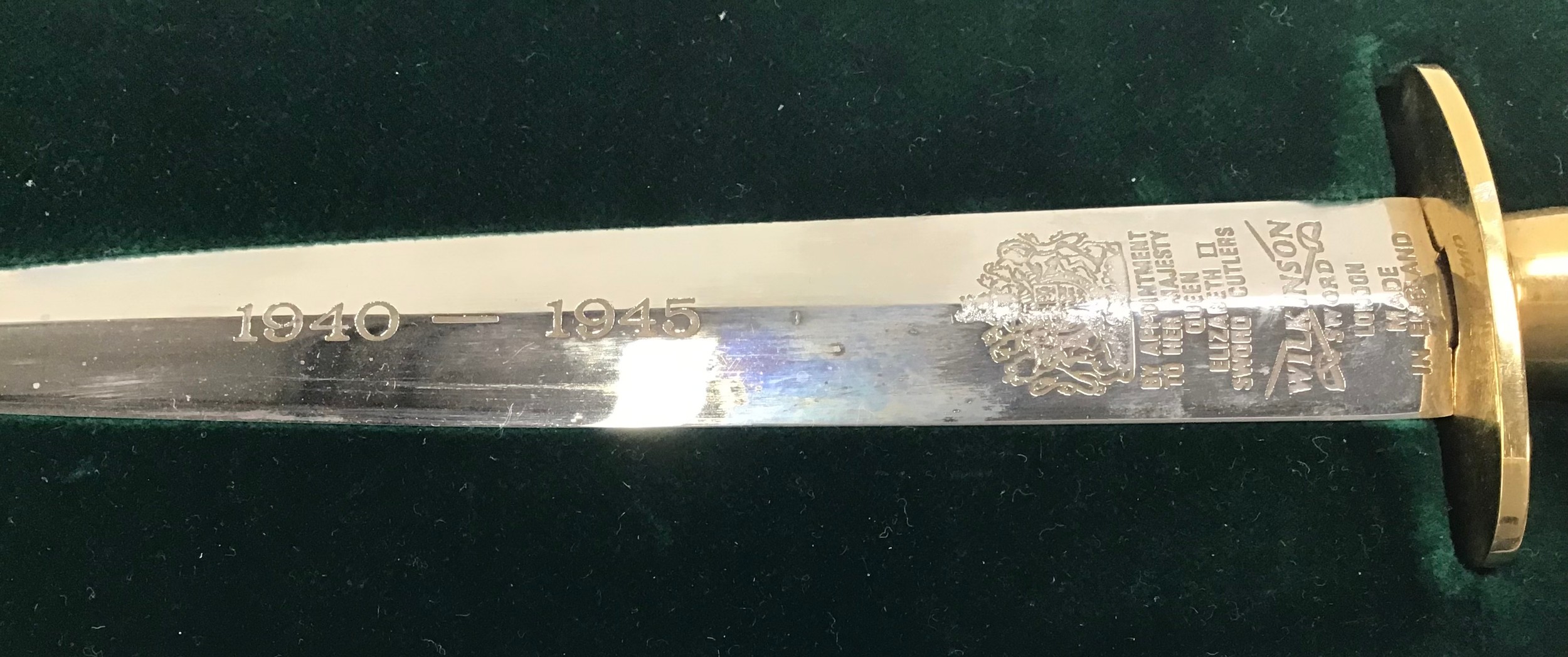 Commemorative Wilkinson sword Ltd commando dagger/knife. - Image 2 of 3
