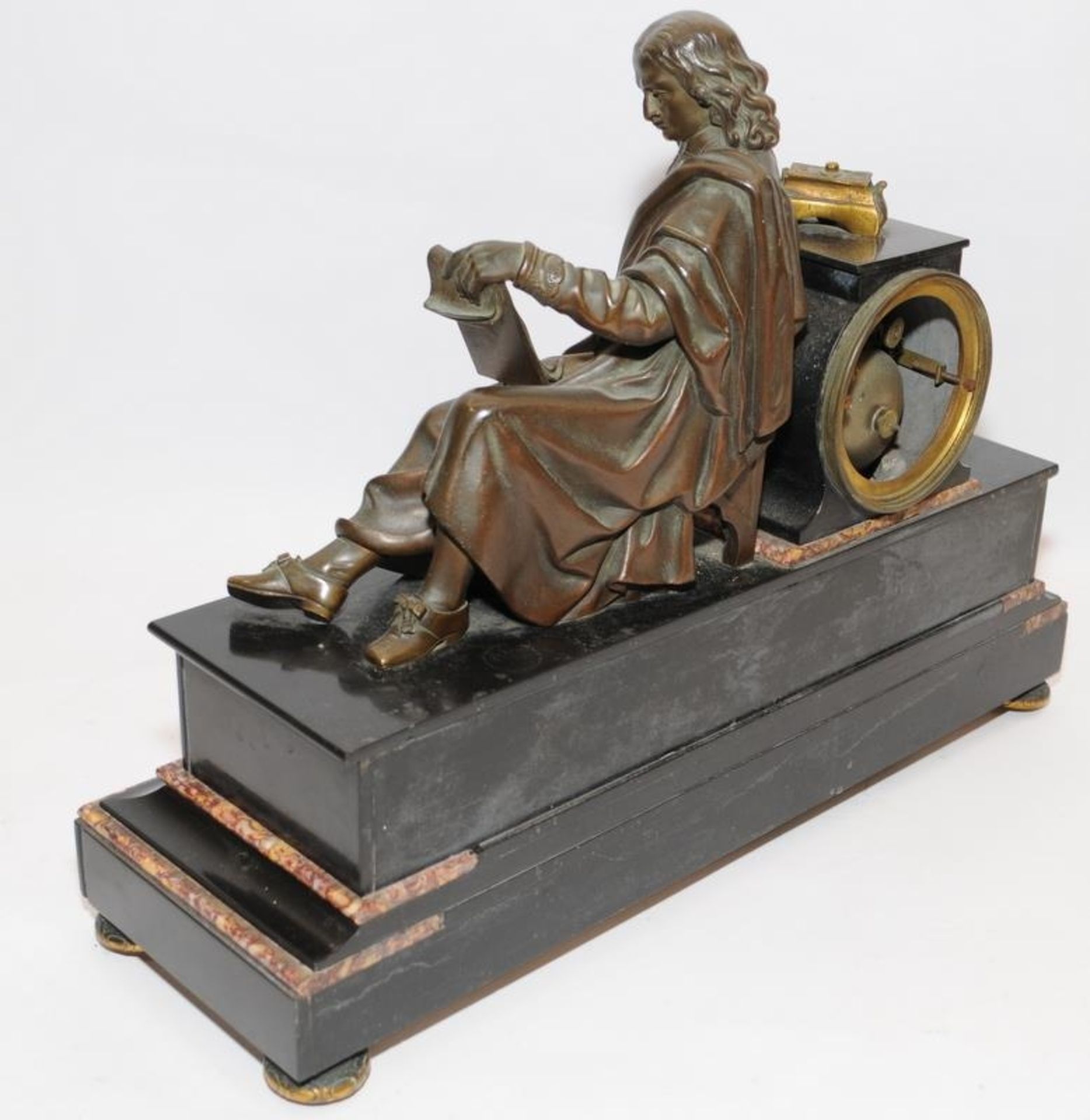 Large French striking mantle clock featuring a bronze figure upon a marble plinth. O/all 44.5cm - Image 4 of 6