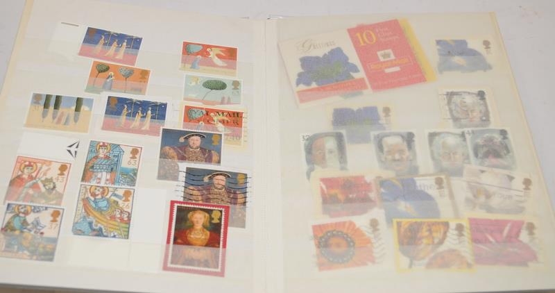 Extensive collection of mostly GB issue stamps contained within a number of stockbooks and albums. - Image 7 of 7