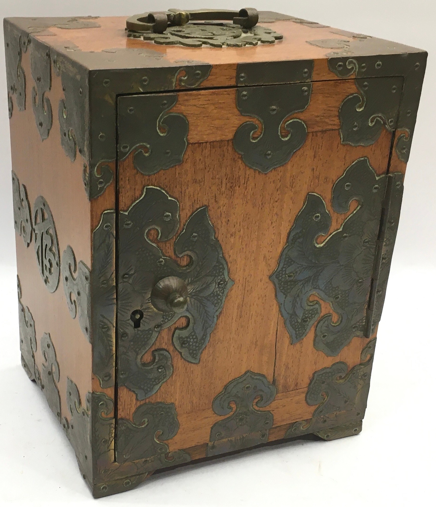 Four oriental style wooden boxes. - Image 2 of 5