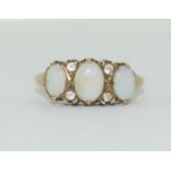 9ct gold opal ring size P ref WP