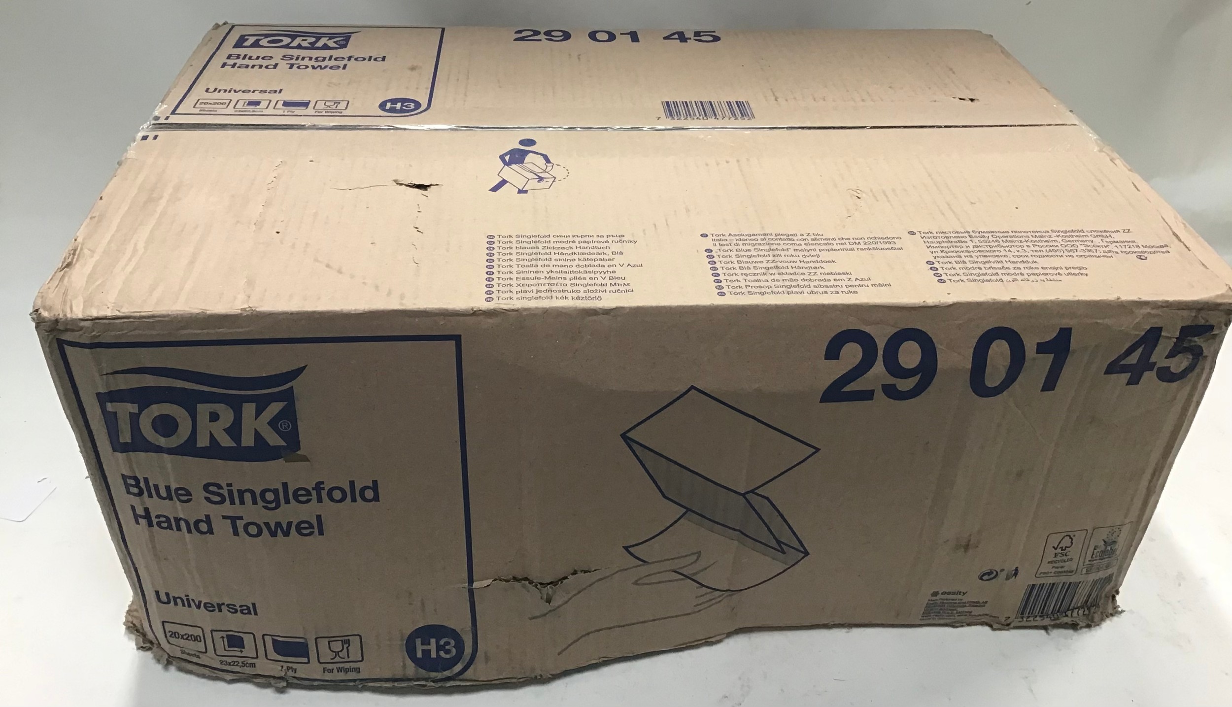 Box of paper towels. (107)