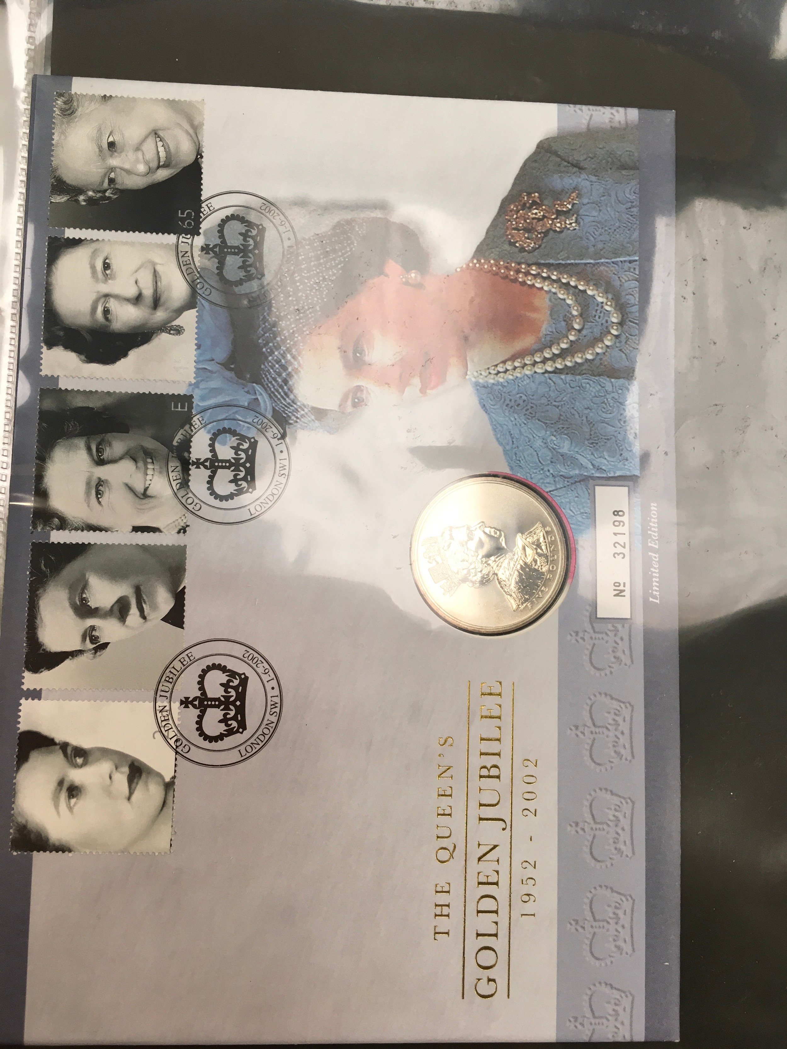 4 albums containing First Day Covers. - Image 4 of 8