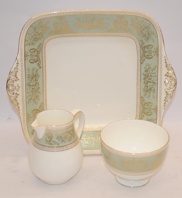 Quantity of Wedgwood to include a tea service for 6 in the Gold Colombia Sage pattern and sone items - Image 2 of 5