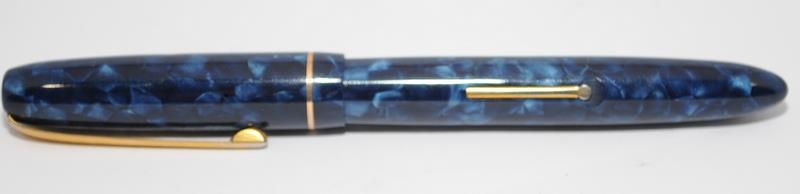 Collection of three vintage Blackbird fountain pens all fitted with Blackbird 14ct nibs. Ref. ? - Image 7 of 9