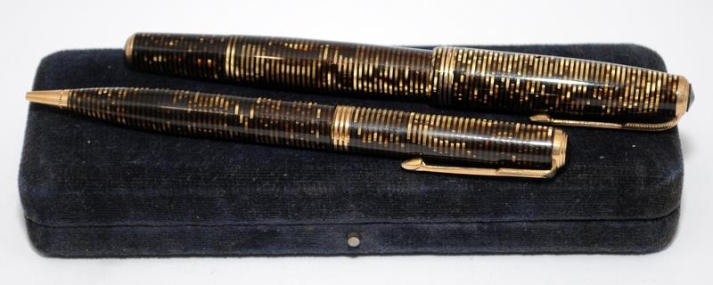 1930's Parker twin tassie set in double jewel gold, includes propelling pencil and P Vacumatic - Image 2 of 6