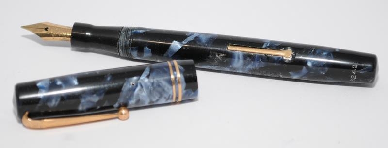 Collection of fountain pens to include a Swan 6242 Self Filler in blue/black marble c/w Swan No.2 - Image 3 of 8