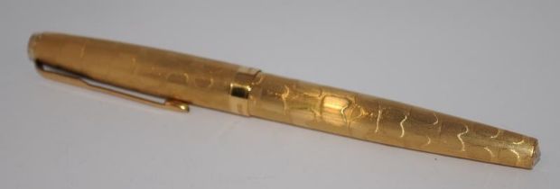 Parker 61 'Stratus' fountain pen from the special Cloud series, in rolled gold with left oblique
