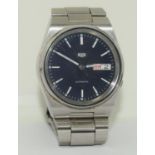 Seiko 5 automatic stainless steel Gents wristwatch.