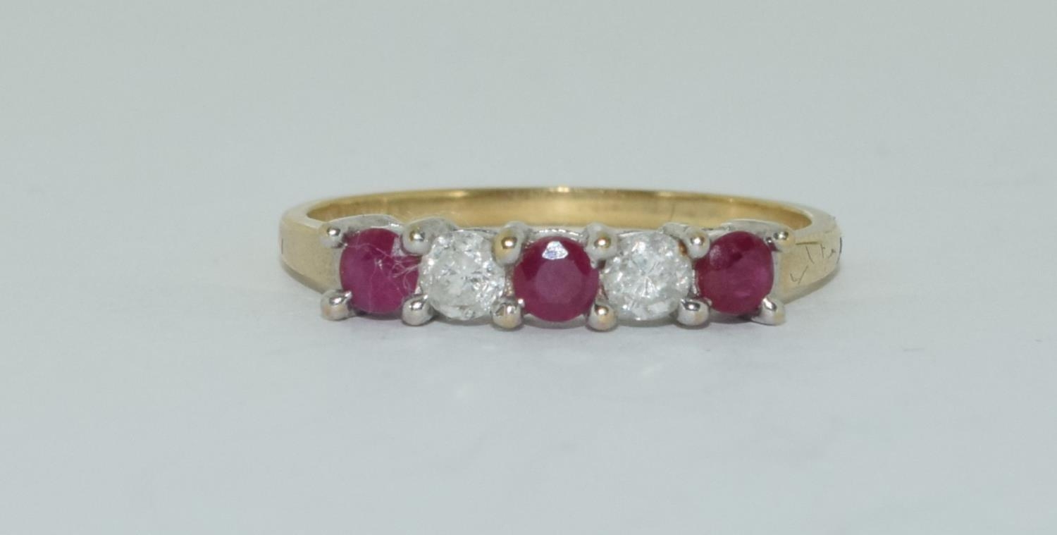 Ruby and diamond Five stone 9ct gold ring, Size M 1/2. - Image 5 of 5
