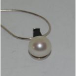 South Sea Cultured pearl onyx silver pendant