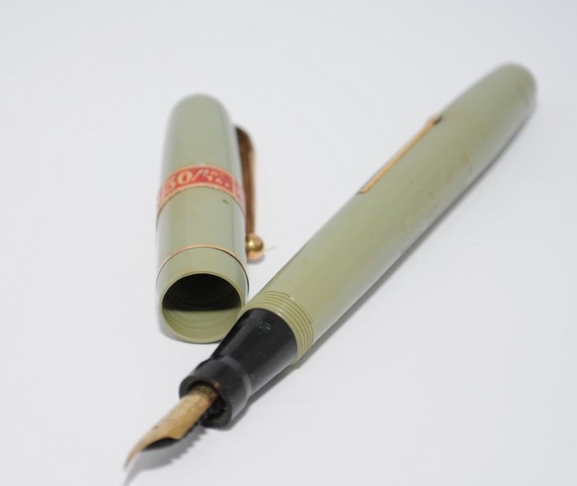 Pair of Swan self fill 312 fountain pens in pastel green. Factory sleeves still attached poss NOS. - Image 3 of 8