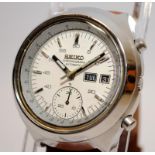 Seiko 6139-7101 'Helmet' automatic chronograph. White dial version. Fully working, chronograph