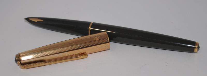 Parker 61 fountain pen in grey with gold plated cap, also includes Heirloom propelling pencil also - Image 2 of 4